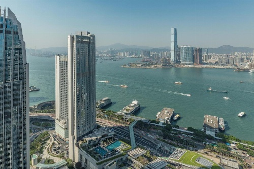 Four Seasons Hotel Hong Kong image 1