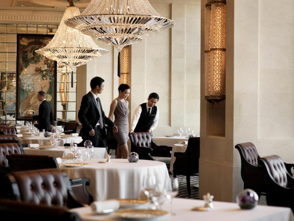 Four Seasons Hotel Hong Kong