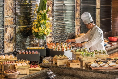 Four Seasons Hotel Hong Kong image 12