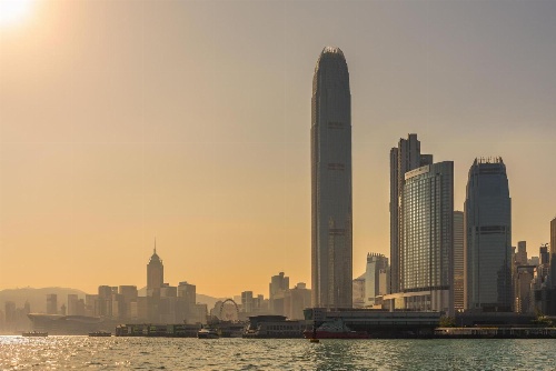 Four Seasons Hotel Hong Kong image 2