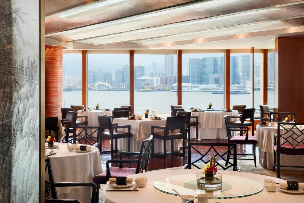 Four Seasons Hotel Hong Kong Image 37